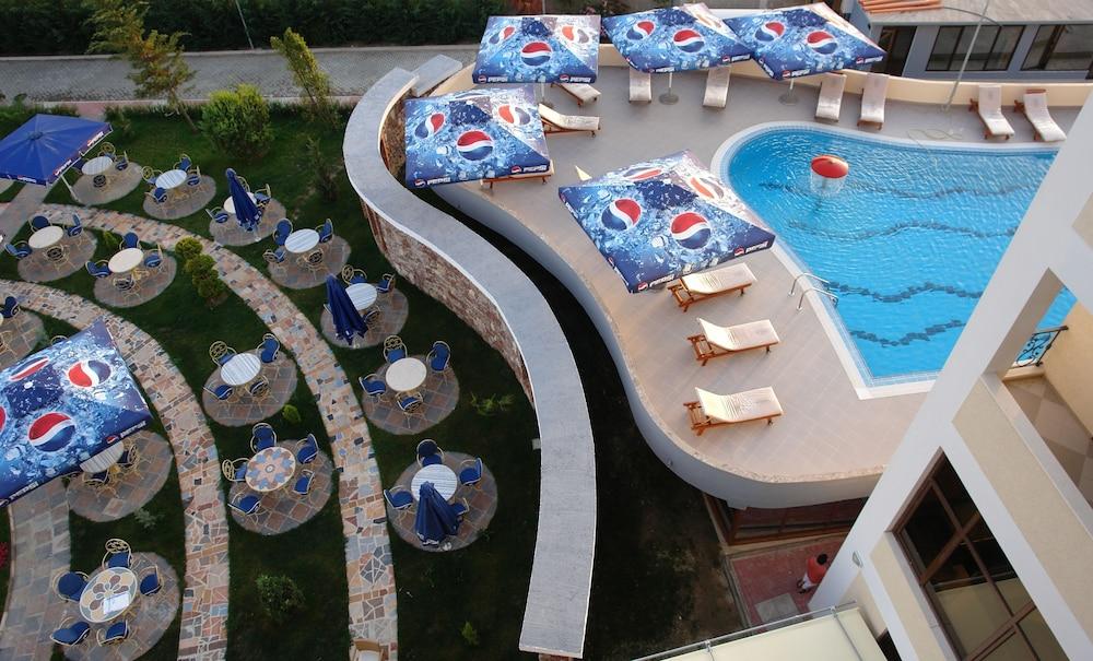 Hotel Airport Tirana Rinas Esterno foto
