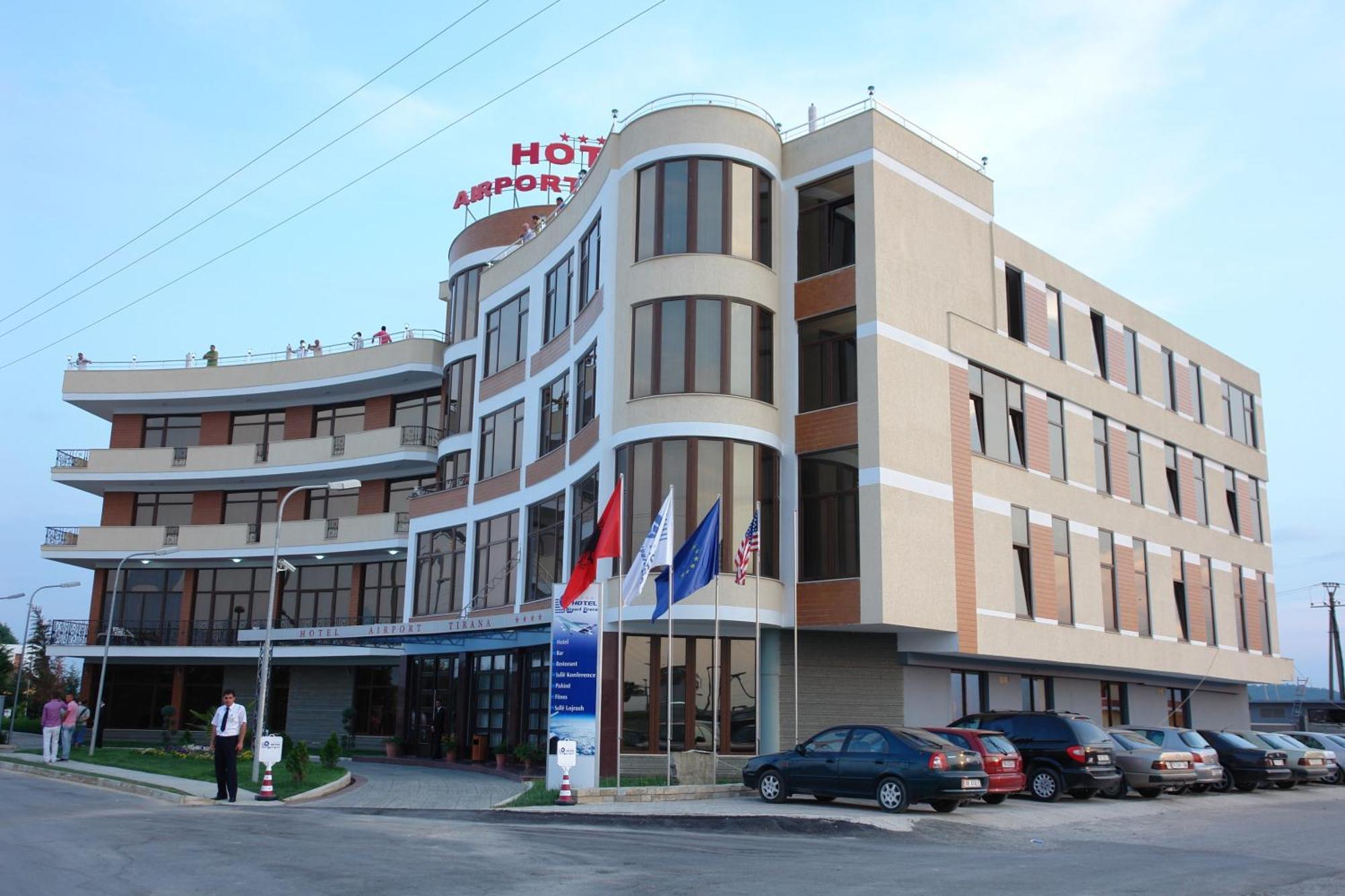 Hotel Airport Tirana Rinas Esterno foto