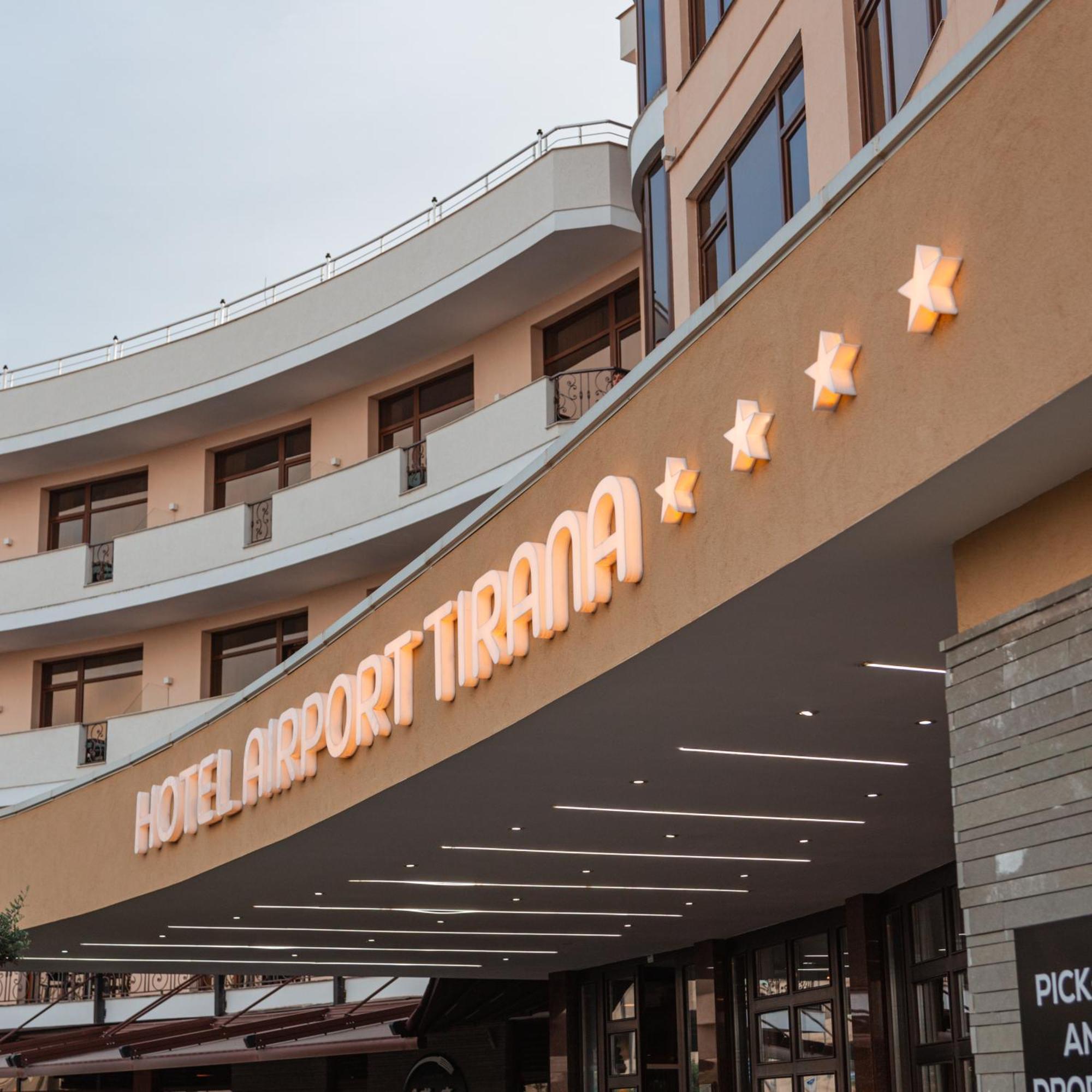 Hotel Airport Tirana Rinas Esterno foto